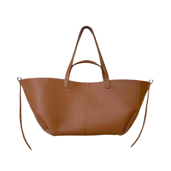 "Elegante, vielseitige Damenhandtasche in Camel, robustes Material, modernes Design, praktischer Stauraum, ideal für Alltag."
