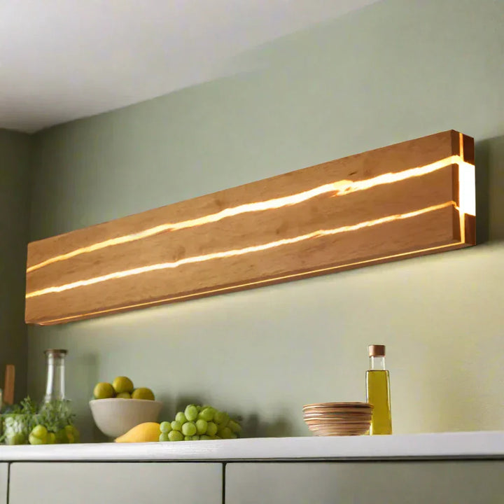 "Elegante Wandleuchte mit natürlichem Holzrissmuster, LED und Acryl; modernes Design für Wohnräume."