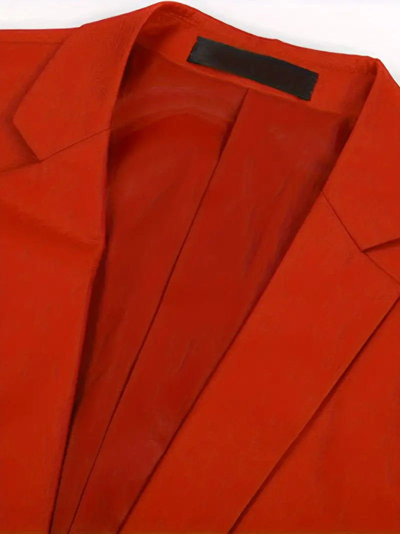 "Eleganter blauer Herrenanzug mit Business-Blazer und Hose, ideal für formelle Anlässe und moderne Gentlemen."