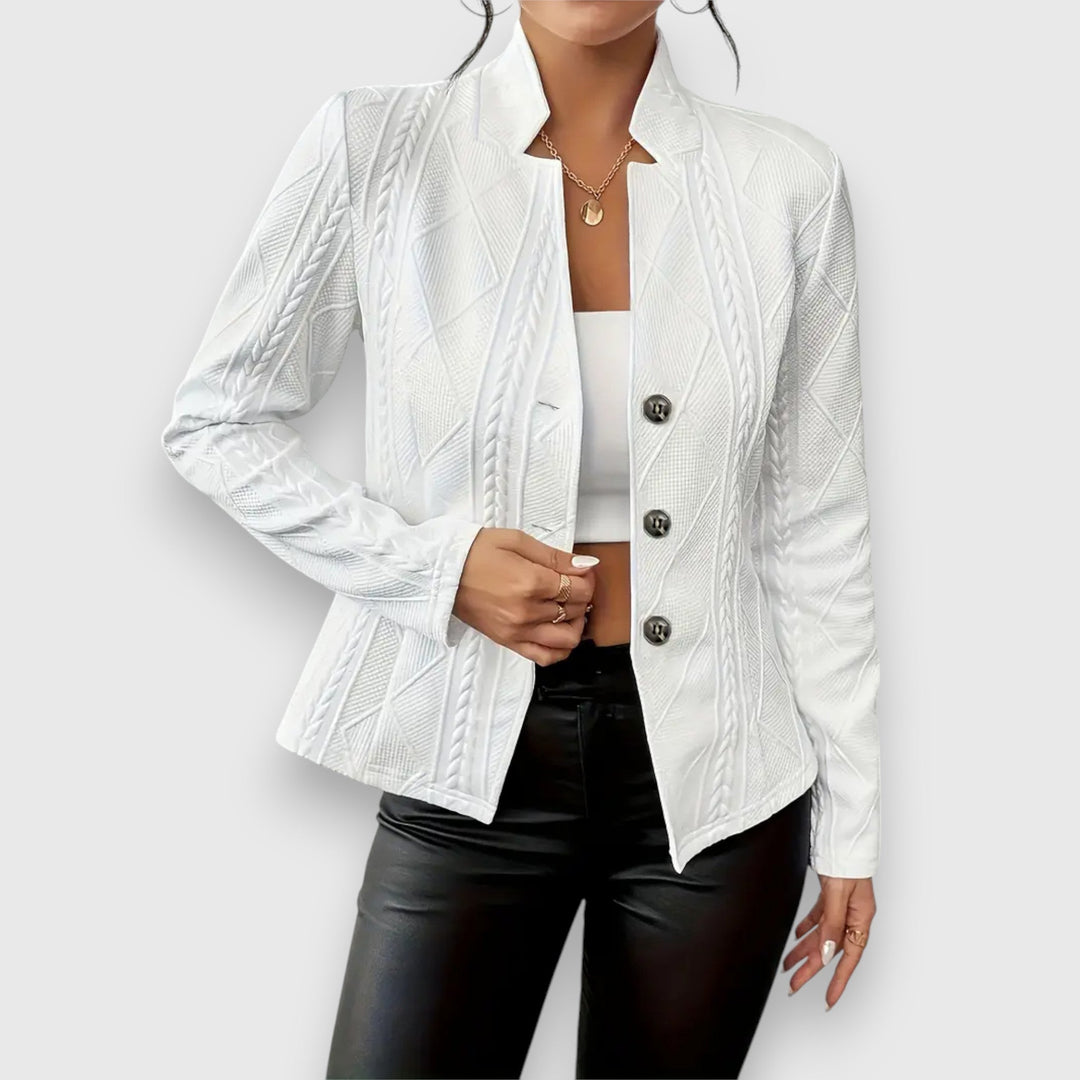 Eleganter Damen Blazer aus Premium Stoff, handgefertigt, zeitloses Design, perfekte Passform, ideal für jeden Anlass.