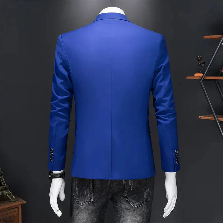 Eleganter Herren Blazer in Burgundisch, stilvoller Schnitt, ideal für Büro und Freizeit, zeitloses Design für Männer.