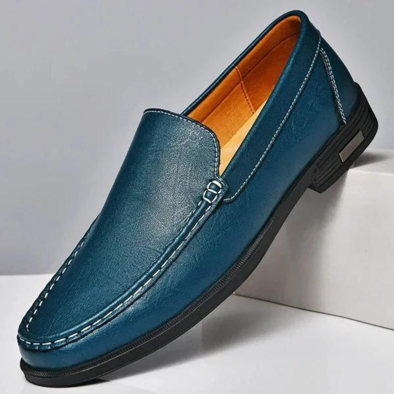 "Eleganter Herren Loafer aus echtem Leder, klassisches Design, luxuriös und stilvoll, ideal für jeden Anlass."