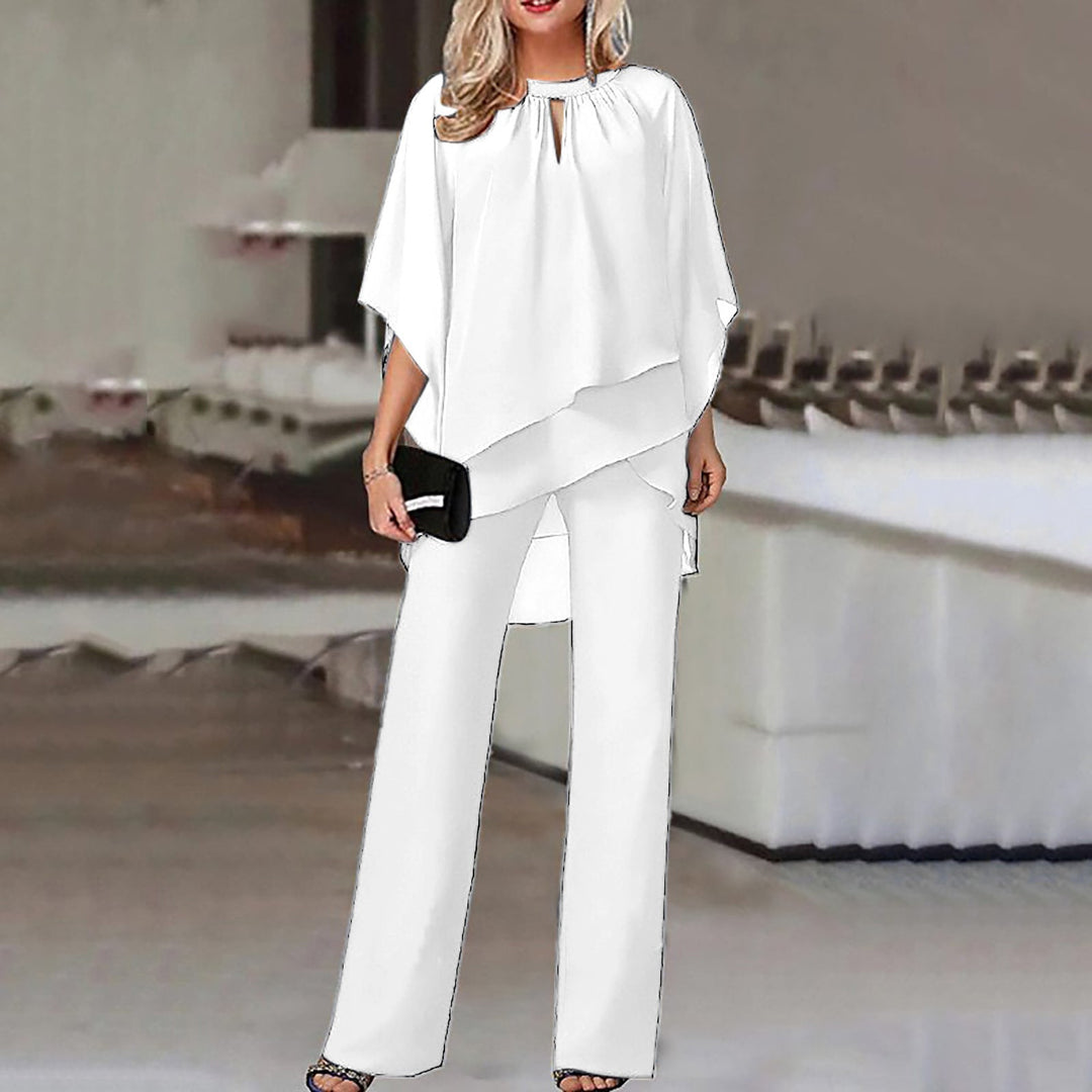 Elegantes Damen-Set, glänzend mit elegantem Schnitt, ideal für besondere Anlässe, stilvoll und bequem zu tragen.