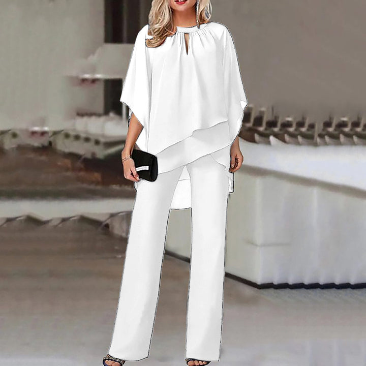 Elegantes Damen-Set, glänzend mit elegantem Schnitt, ideal für besondere Anlässe, stilvoll und bequem zu tragen.