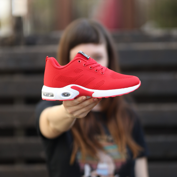 Ergonomische OrthoCare Damenschuhe, bequem, lila, mit rutschfester Sohle und atmungsaktivem Material für gesundes Gehen.