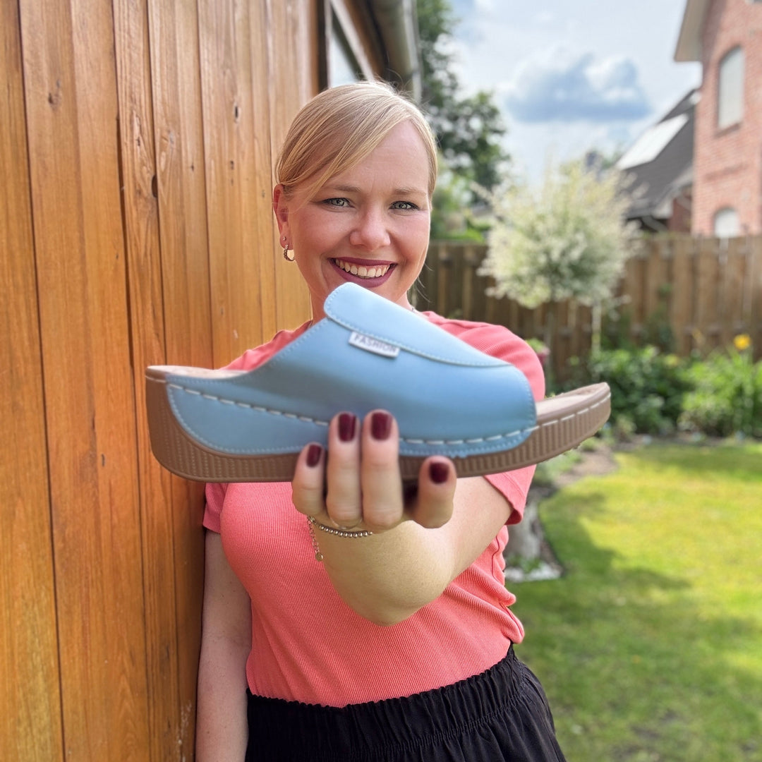 "Ergonomische, stilvolle Damen-Sandalen mit rutschfester Sohle, braun, ideal für Fußkomfort und gesunde Ausrichtung."