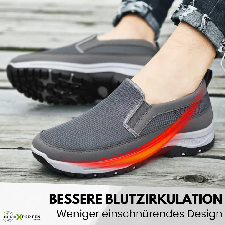 Ergonomischer Komfortschuh mit atmungsaktivem Material und rutschfester Sohle für optimalen Halt und Fußgesundheit.