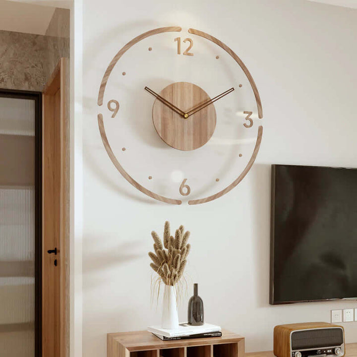 Wanduhr aus Holz im skandinavischen Design