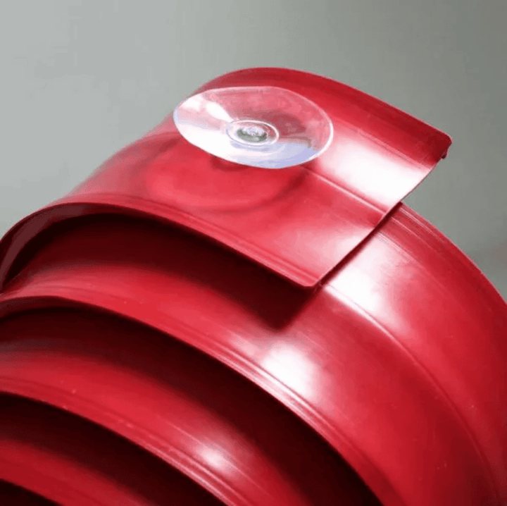 Flexible Spielbahn mit Fahrzeugen, bunt und biegsam, Bau-Set für Kinder zum kreativen Gestalten und Spielen.