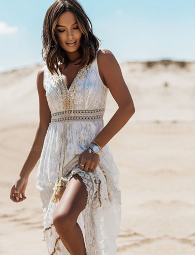 "Fließendes, elegantes Boho Maxikleid für Sommer und Strand, ideal für Frauen, die Stil und Komfort suchen."
