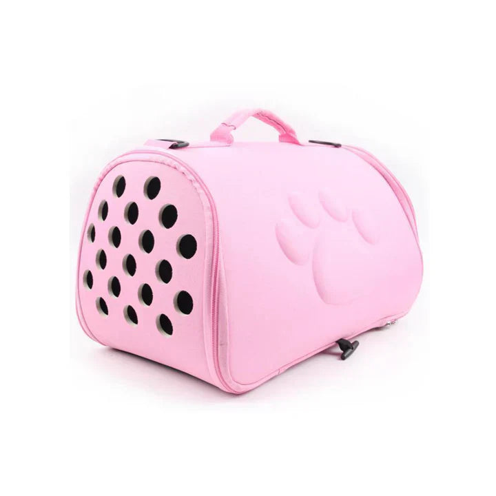Illustration showing the easy folding mechanism of the pet travel carrier bag for cars.