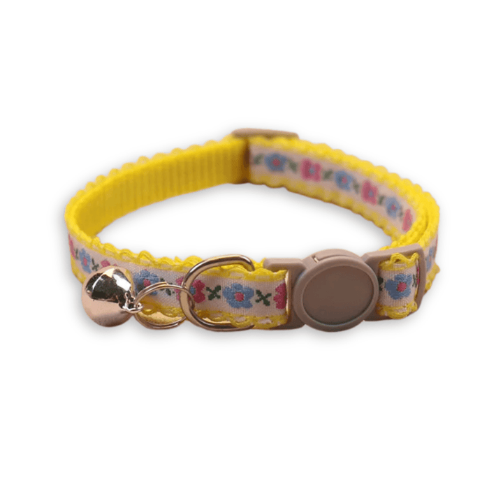 Handmade pet collar with cheerful floral pattern, adjustable for cats and puppies, comes with a bell.