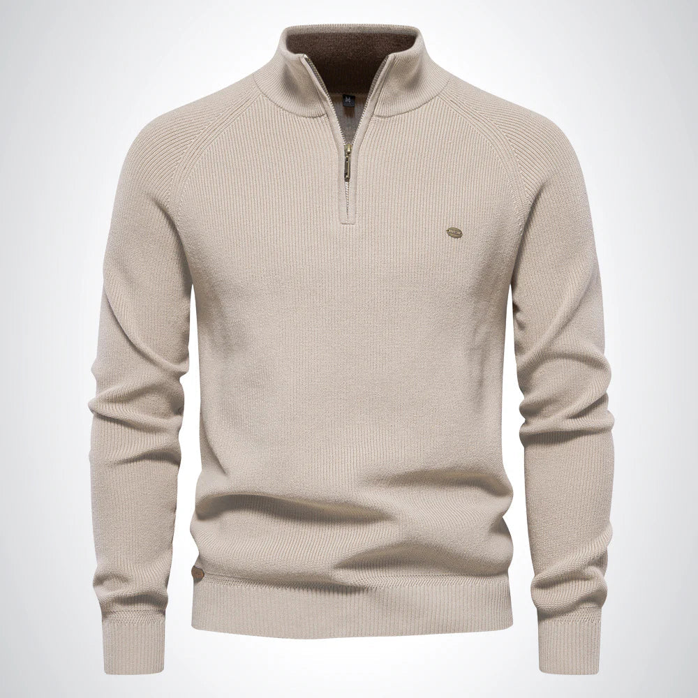 "Herren Baumwoll-Pullover in Beige mit Reißverschluss und Kragen, pflegeleicht und elegant für Alltag und besondere Anlässe."