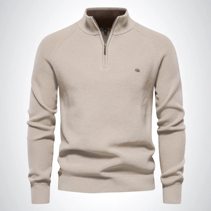 "Herren Baumwoll-Pullover in Beige mit Reißverschluss und Kragen, pflegeleicht und elegant für Alltag und besondere Anlässe."