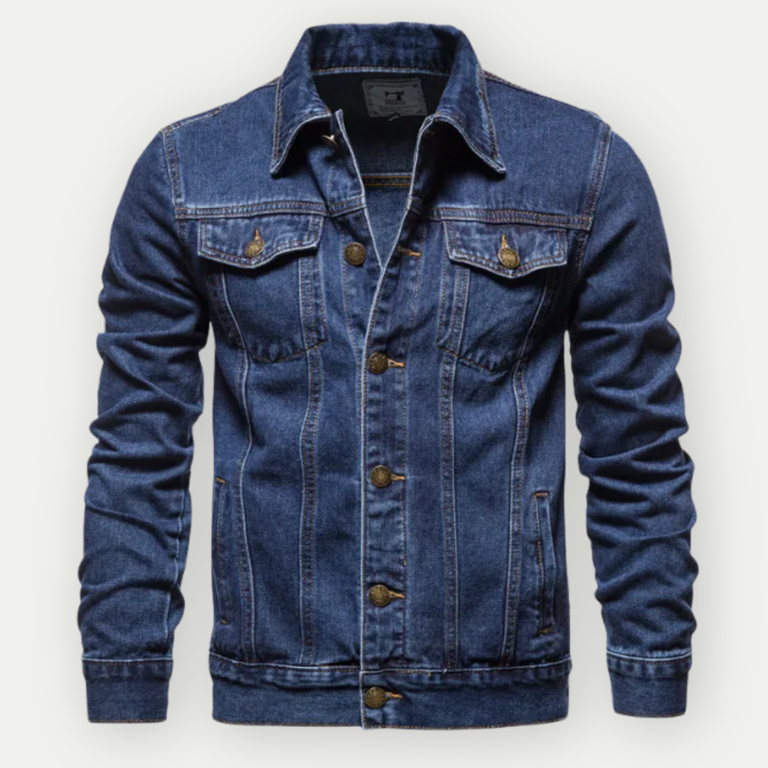"Herren Jeans-Trucker-Jacke in robustem Denim, klassischer Schnitt, Detailansicht mit verstellbaren Manschetten und Taille."