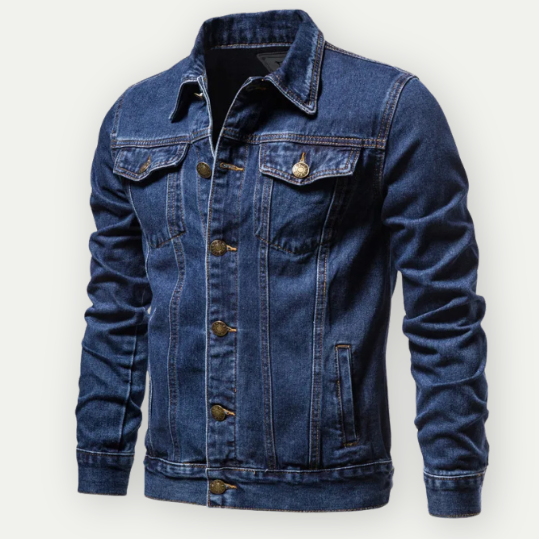 "Herren Jeans-Trucker-Jacke in robustem Denim, klassischer Schnitt, Detailansicht mit verstellbaren Manschetten und Taille."
