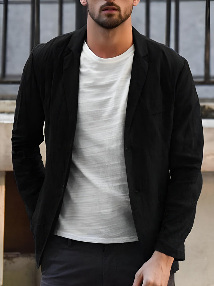 "Herren Leinen-Sakko, elegant, zeitlos, vielseitig, mit feinen Linien und Taschen, leicht und atmungsaktiv."