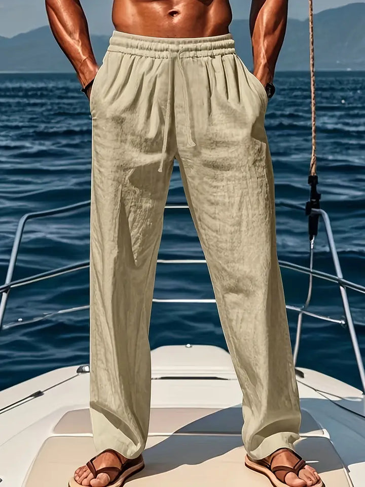 Herren Leinenhose, weite Passform, beige, luftig, eleganter Look, perfekt für Sommer, atmungsaktiv und bequem.