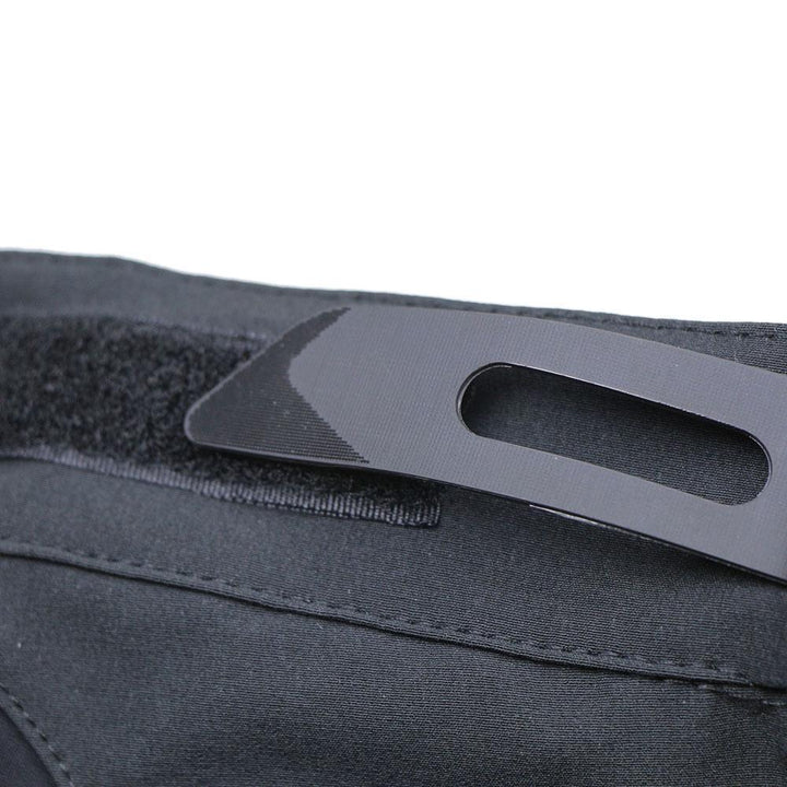 "Herren Outdoor Radhose, atmungsaktiv, elastischer Bund, Reißverschlusstaschen, ideal für Radfahren und Outdoor-Abenteuer."