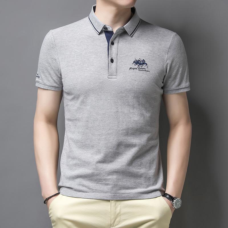 "Herren Polo-Shirt, kurzarm, mit Knöpfen, vielseitig, elegant, in Blau, ideal für Freizeit und halbformelle Anlässe."