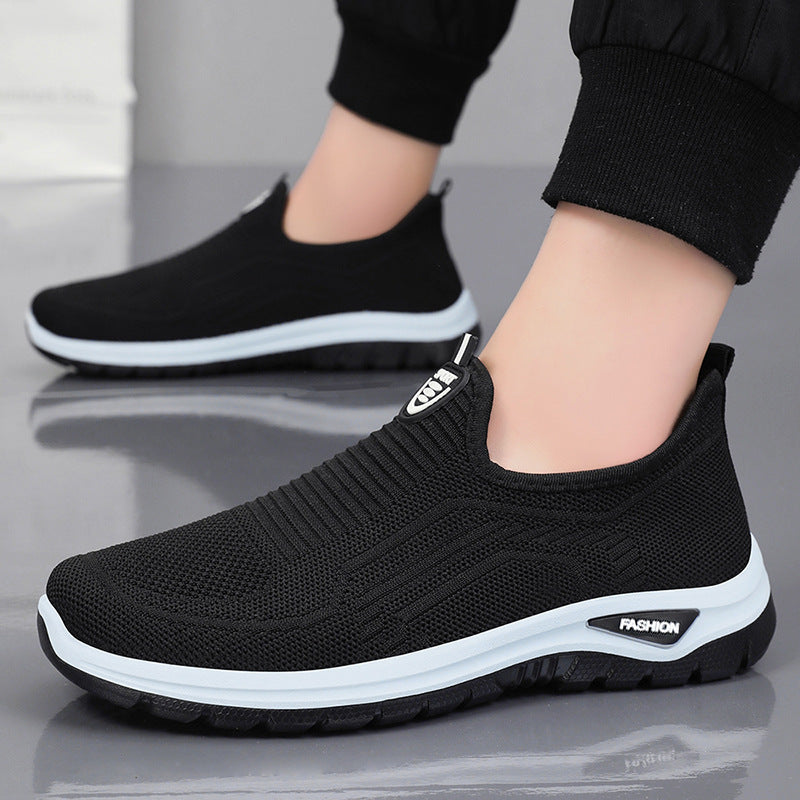 "Herren Slip-On Sneakers, atmungsaktiv, mit flexiblem Strick-Obermaterial für Komfort und sportlichen Look. Perfekt für Allta