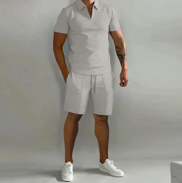 Herren-Sommer-Set mit kurzärmeligem Oberteil und Shorts, feuchtigkeitsregulierend und vielseitig, ideal für warme Tage.