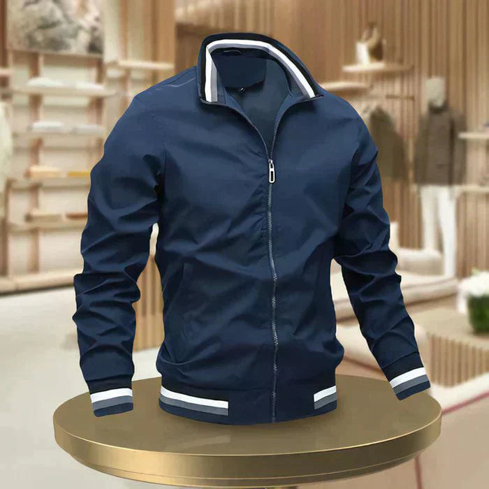 Herren Sommerjacke, leicht, stilvoll, mit Reißverschluss und hohem Kragen, ideal für warme Tage, modernes Design.