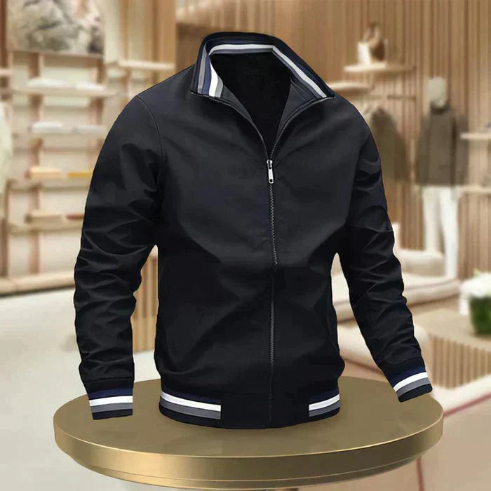 Herren Sommerjacke, leicht, stilvoll, mit Reißverschluss und hohem Kragen, ideal für warme Tage, modernes Design.