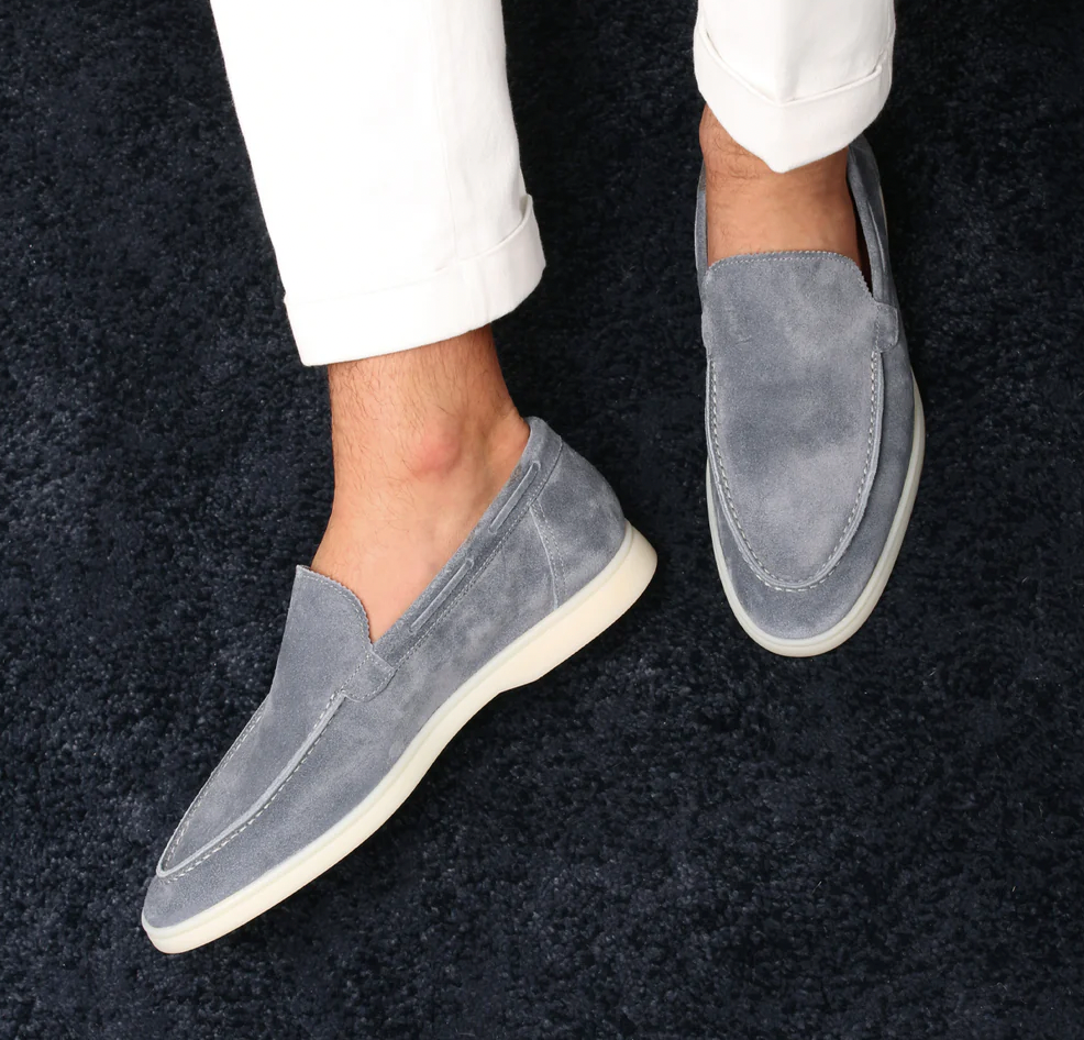 "Herren Wildleder-Slipper, elegant, komfortabel, in braunem Nachahmung Wildleder mit flexibler Gummisohle, Slip-on-Design"