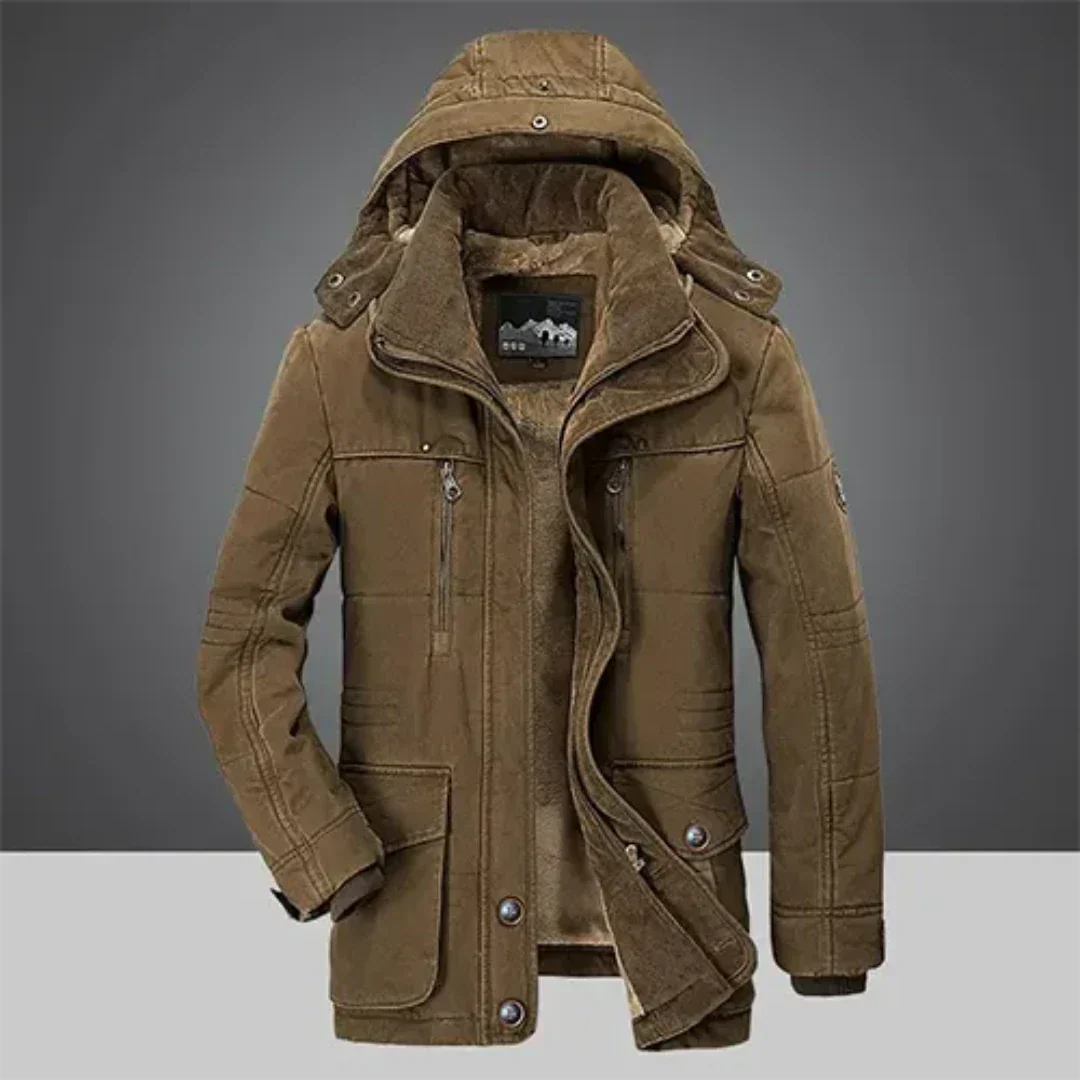 "Herren Winterjacke mit Kapuze, klassisches Design, hochwertige Isolation, schützt vor Wind und Regen, ideal bei Kälte."