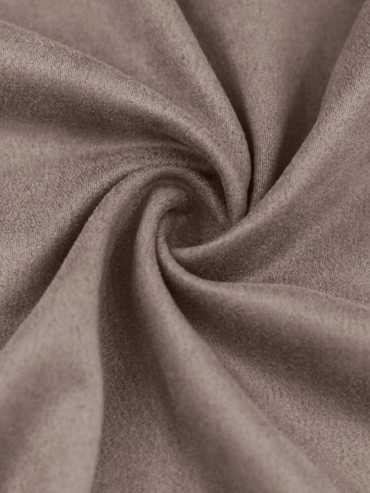 "Herren Zweiteiler: Elegantes Set mit beiger Jacke und Hose, sportlich-modern für vielseitigen Komfort und Stil."