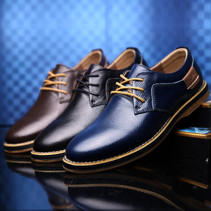 Herrenleder-Oxfordschuhe in Blau, hochwertiges Leder, klassische Eleganz, robust mit Gummisohle, ideal für alle Anlässe.
