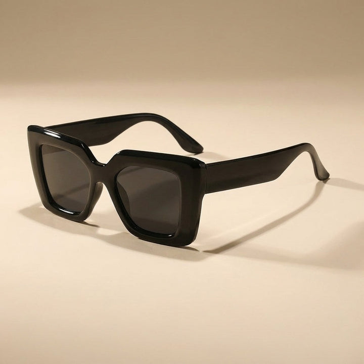 Chic women's Carlotta square fashion sunglasses, a stylish mirrored accessory.