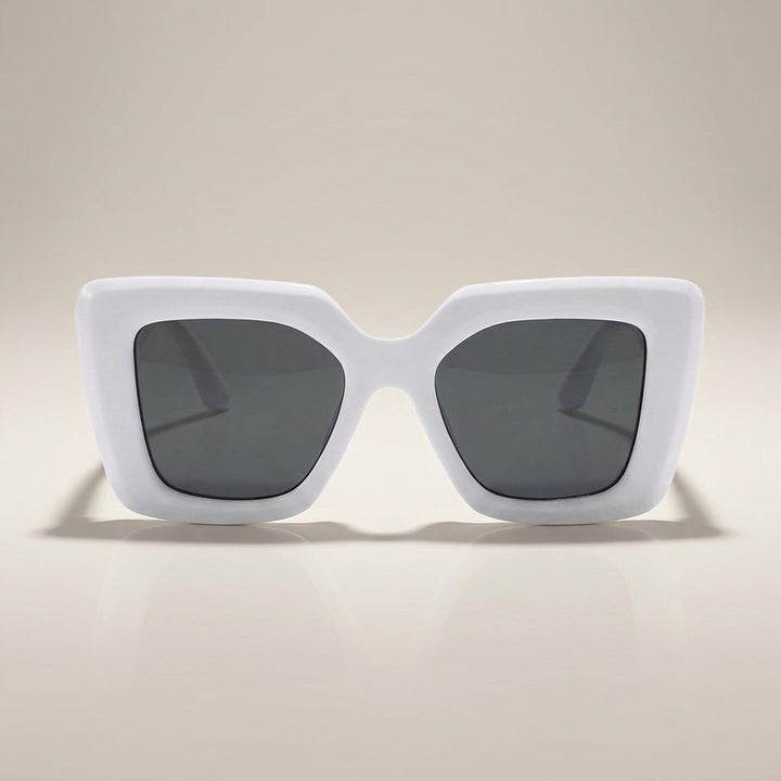 Women's Carlotta square fashion sunglasses, a chic accessory for sunny days.