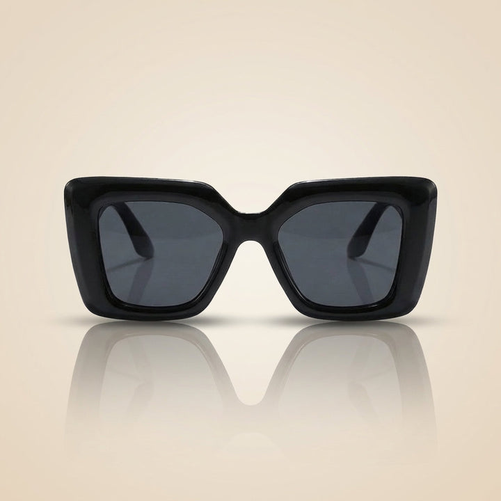 Mirrored lens women's Carlotta square fashion sunglasses, a must-have accessory.
