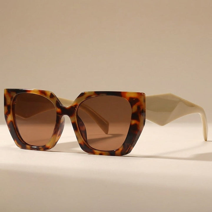 Bold oversized cat eye frames for women, geometric style with UV400 protection for a chic accessory.