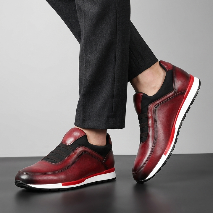 Classic men's velour leather brogues, breathable dress shoes for men.