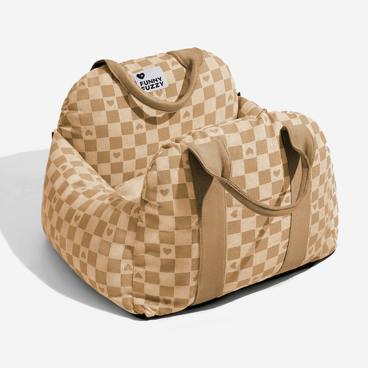 "Hunde-Autositzbett, grau, Einzelsitz, mit verstellbaren Gurten und abnehmbarem Bezug für Sicherheit und Komfort."