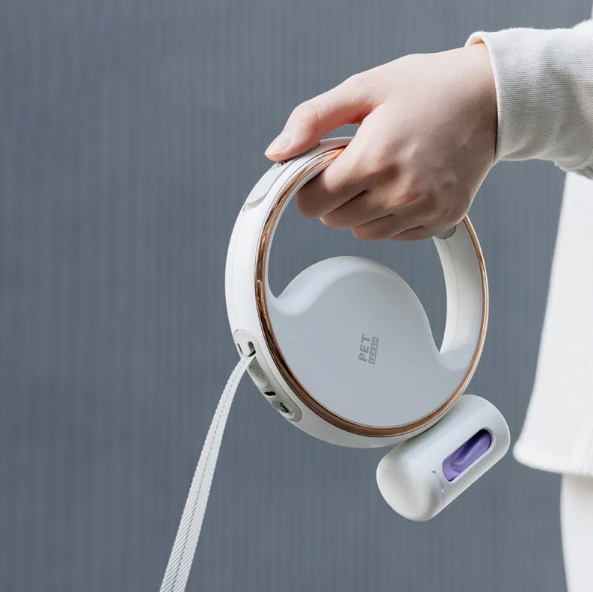 "Hundeleine mit LED-Licht, ausziehbar, ergonomischer Griff, reflektierend, für sicheres Nachtspazieren mit Hund"