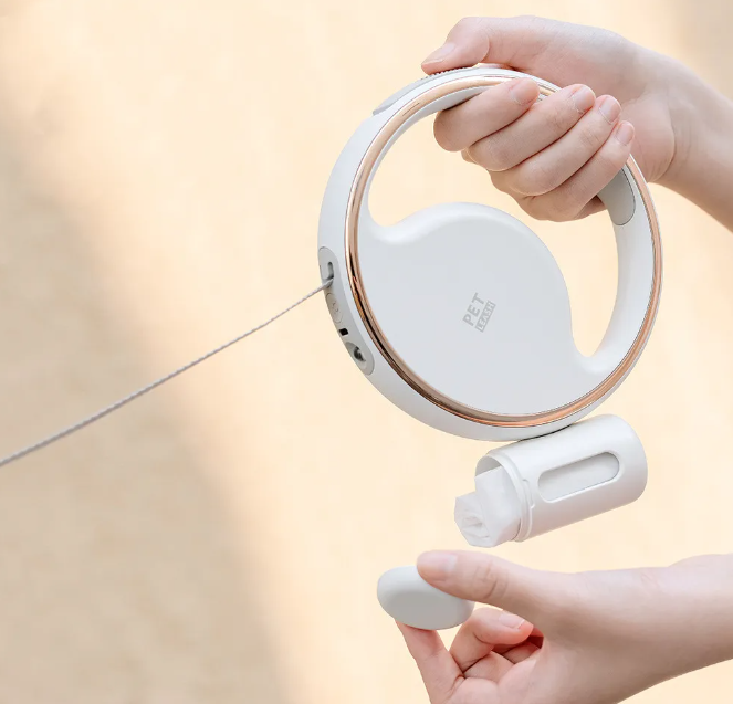 "Hundeleine mit LED-Licht, ausziehbar, ergonomischer Griff, reflektierend, für sicheres Nachtspazieren mit Hund"