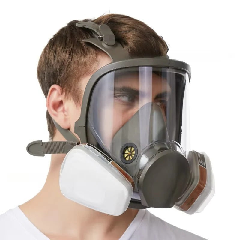 Unisex protective full face mask with anti-fog lens, offering robust dust & chemical protection.