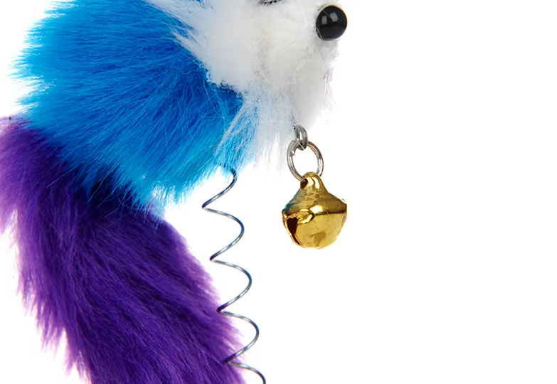 Cat entertainment device: a feather mouse toy with an interactive bell & strong suction cup for solo play.