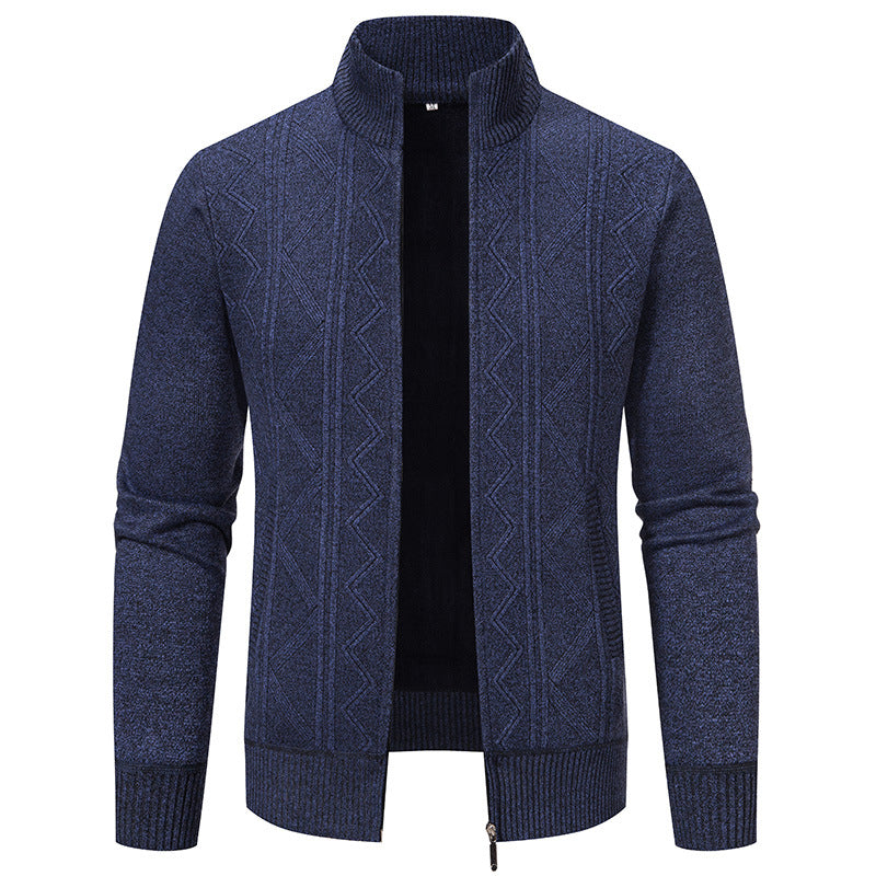 Klassische Herrenstrickjacke in Braun und Grau, elegante Strickjacke, weiches Material, ideal für kalte Tage.