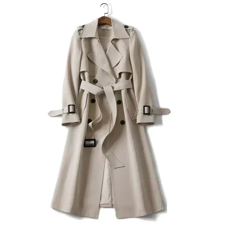 Klassischer Damen Trenchcoat in Beige, wasserdicht, zeitloses Design, ideal für wechselnde Witterungen und elegante Anlässe.
