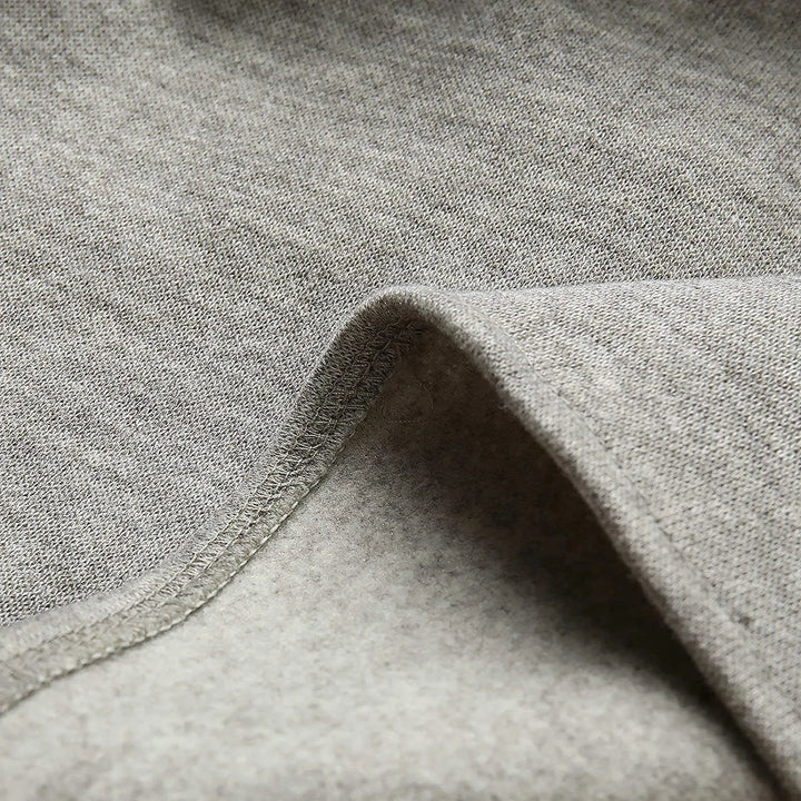 Klassischer Herrenblazer, zeitloses Design, dunkles Grau, elegante Passform, ideal für formelle und informelle Anlässe.