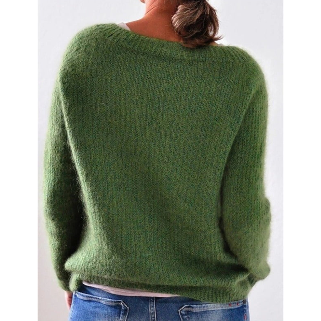 "Langärmliger Damen Strickpullover, warm und elegant, in Grün, ideal für kaltes Wetter, vielseitig kombinierbar."