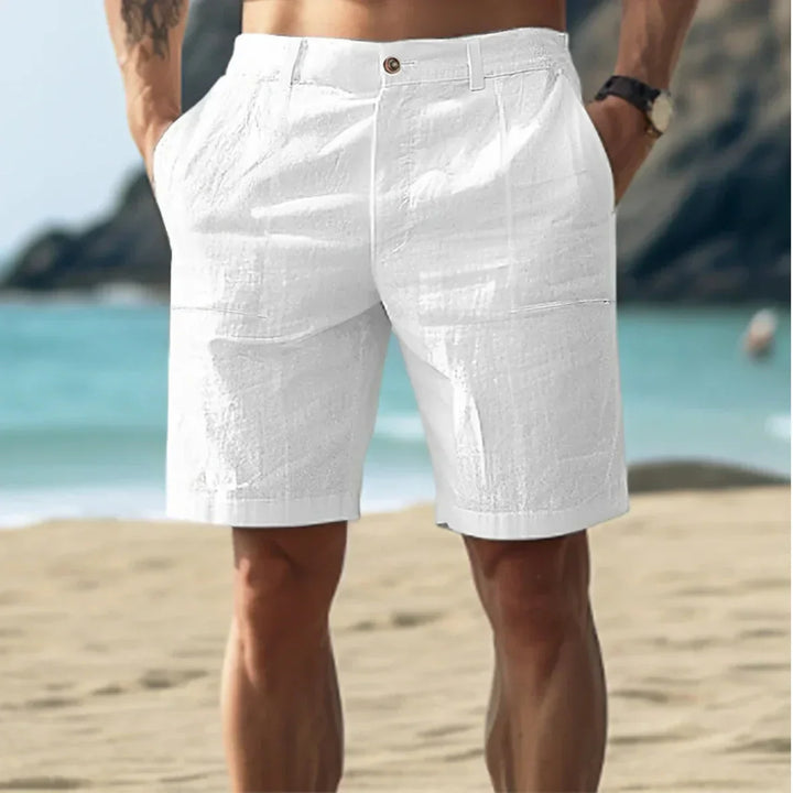 Lässige Herren Leinen Shorts in beige, leichte Atmungsaktivität, ideal für Sommertage und Freizeitaktivitäten.
