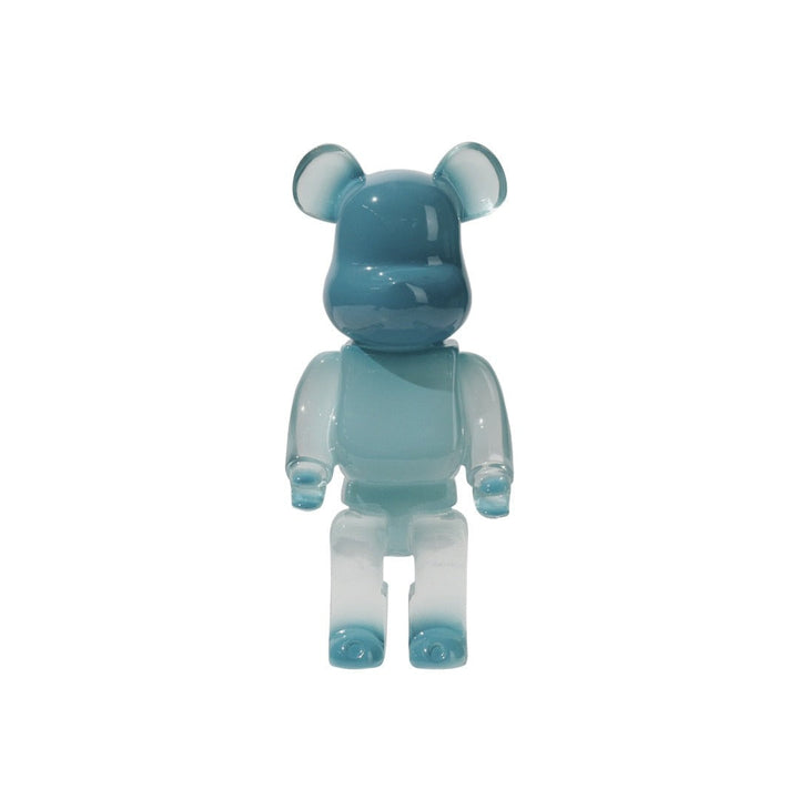 "Lebendige Bearbricks Skulptur mit buntem Design, ideal als stylische Tischdekoration und Sammlerfigur, aus Harz gefertigt."