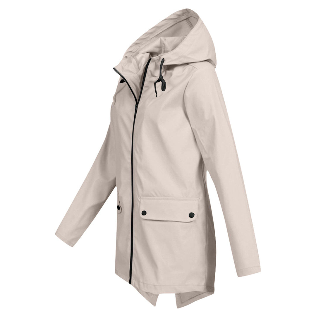Leichte Damen Regenjacke in Apricot, wasserfest, stilvoll, hält trocken bei Regenwetter, eleganter Schnitt ideal für Alltag.