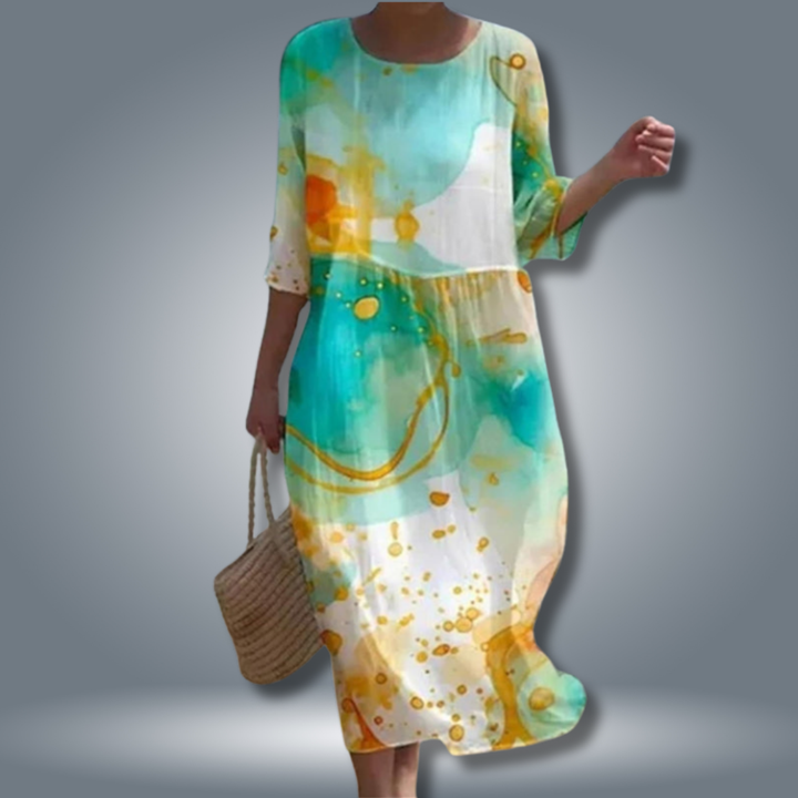 Luftiges Damen Sommerkleid mit zartem Blumenmuster in A-Linie, ideal für warme Tage, betont feminine Eleganz.